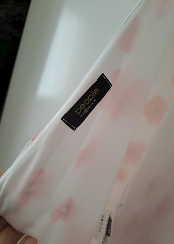 Çiçek Desenli V Yaka Mini Bluz - Görsel 5