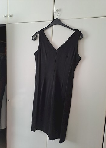 Siyah V Yakalı Drapeli Midi Elbise - Görsel 4