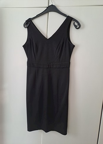 Siyah V Yakalı Drapeli Midi Elbise - Görsel 2