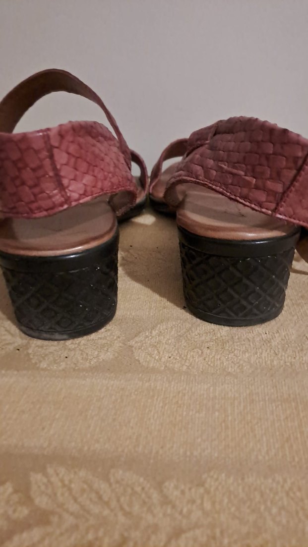 gercek deri Bordo Deri Tokalı Dolgu Topuklu Kadın Sandalet - Görsel 3