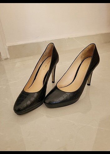 Nine West Siyah stiletto