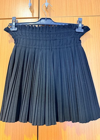 Zara xs Siyah Pilili yuksek bel Mini Etek