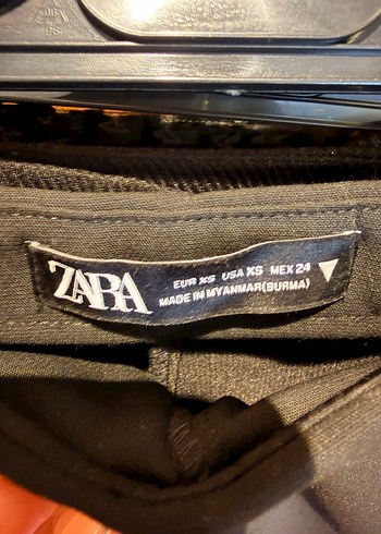 xs Beden Zara Siyah dusuk bel Mini Etek
