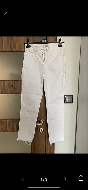 LCW Kesik Paça Beyaz Straight Jean