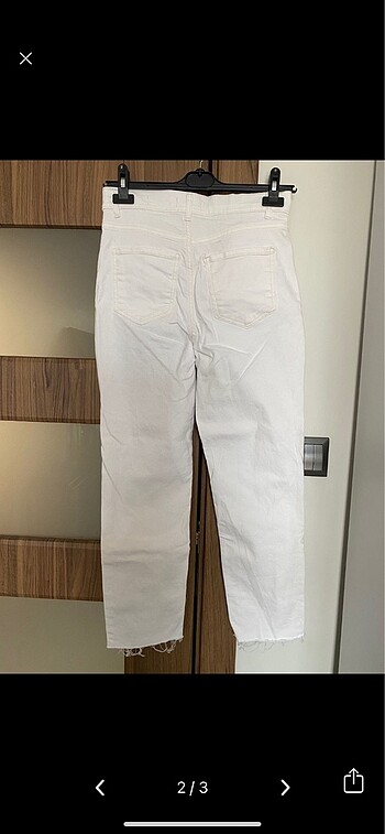 LC Waikiki LCW Kesik Paça Beyaz Straight Jean