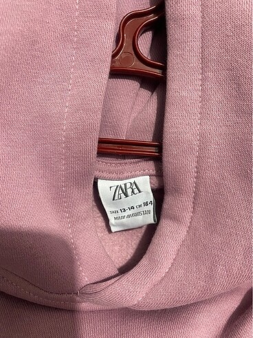 s Beden Zara sweatshirt
