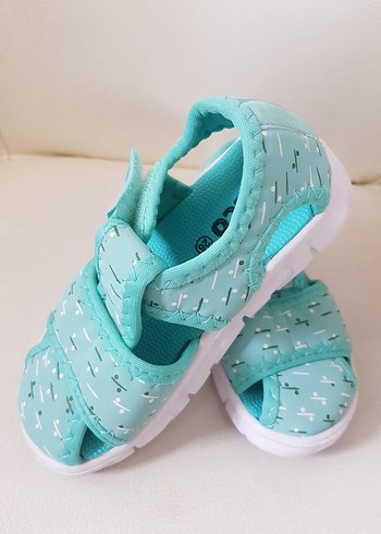 26 Beden Turkuaz Erkek Çocuk Sandalet Velcro Bantlı