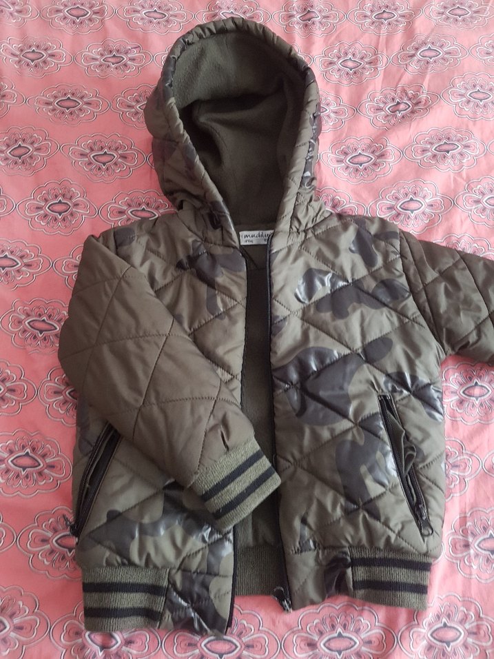 Kapüşonlu Kamuflaj Desenli Erkek Çocuk Mont - Görsel 2