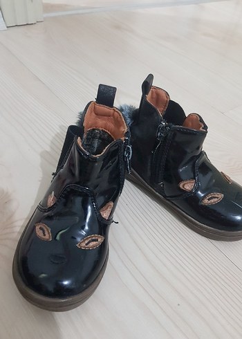 Kızlar için Siyah Yılan Desenli Lastik Bot - Görsel 2