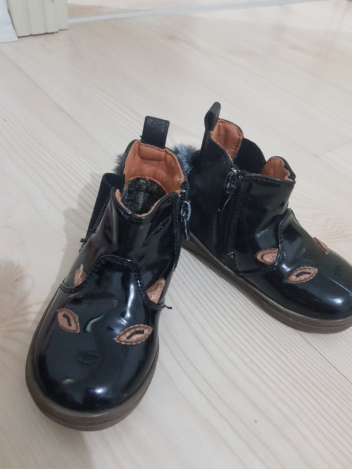 Kızlar için Siyah Yılan Desenli Lastik Bot - Görsel 2