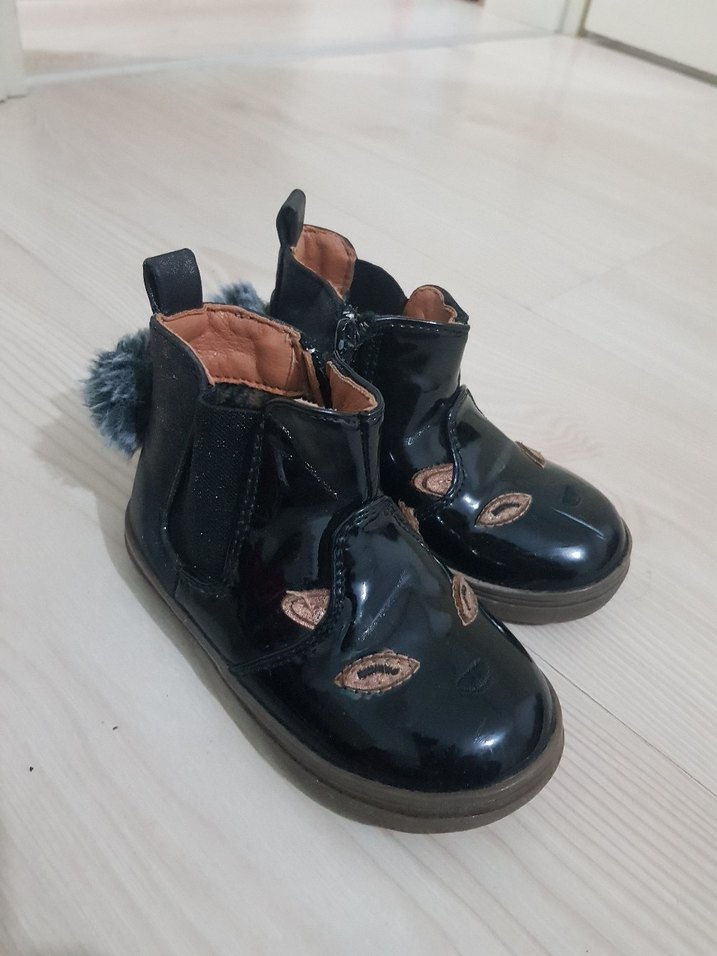 Kızlar için Siyah Yılan Desenli Lastik Bot - Görsel 3