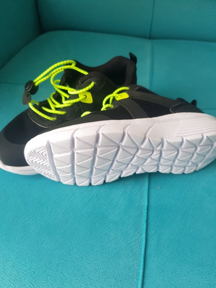 Siyah Renkli Neon Bağcıklı Erkek Spor Ayakkabı - Görsel 4