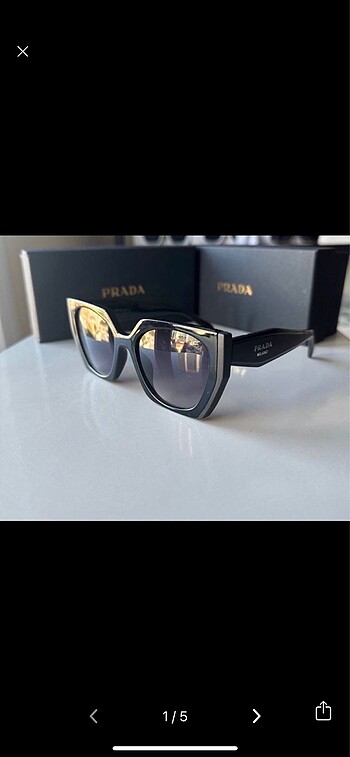 Prada güneş gözlüğü