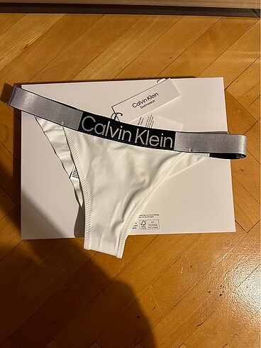 s Beden beyaz Renk Calvin Klein bikini altı