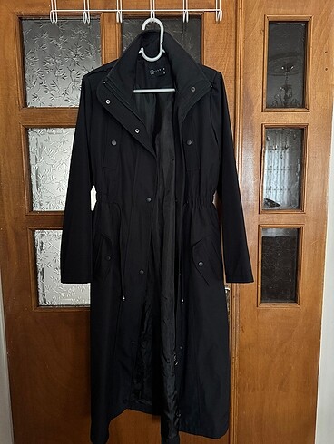 Gizia trenchcoat