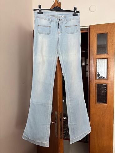 Mango jean