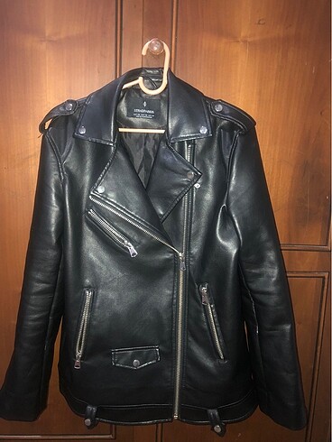 Stradivarius Stradivarius siyah deri ceket