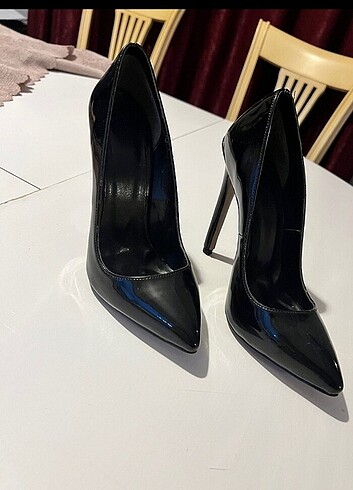 Diğer siyah stiletto