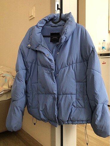PULL&BEAR şişme mont