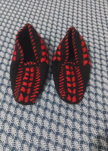 Nakışlı Siyah Örgü Erkek Bebek Patik - Görsel 2