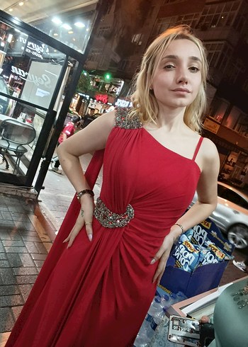 Kırmızı Drapeli Uzun Abiye Elbise - Görsel 5