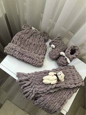 Bebek bere atkı patik takımı ürünlerim el emeğidir.