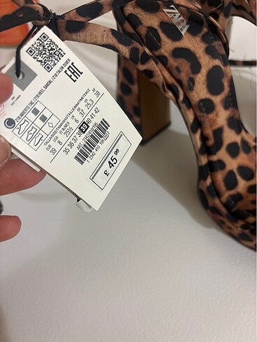 39 Beden Zara Leopar Desenli Topuklu Ayakkabı