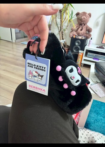 Bershka Siyah Kuromi Peluş Kalemlik