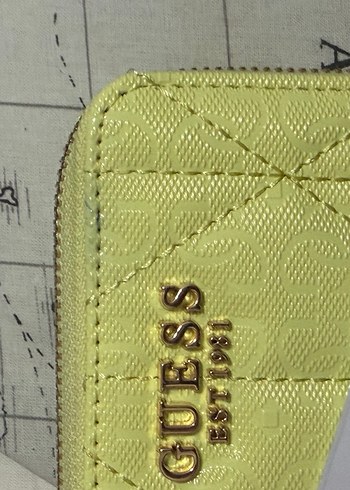 Sarı Guess YENİ SEZON Kartlık - Görsel 2