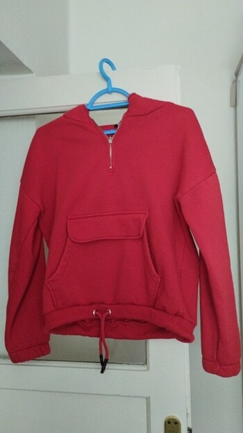 Kapüşonlu sweatshirt