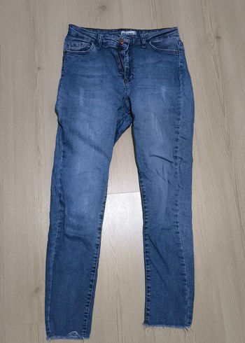 Gri Tonlu Mavi Kadın Denim Pantolon