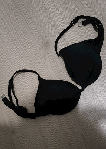 Siyah Minimalist Goth Bikini Üstü