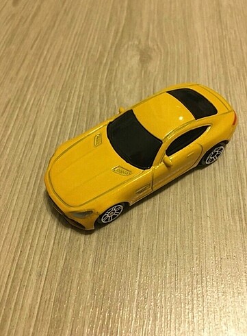 SCALE MODEL 1:64 MERCEDES BENZ GTS AMG 2018