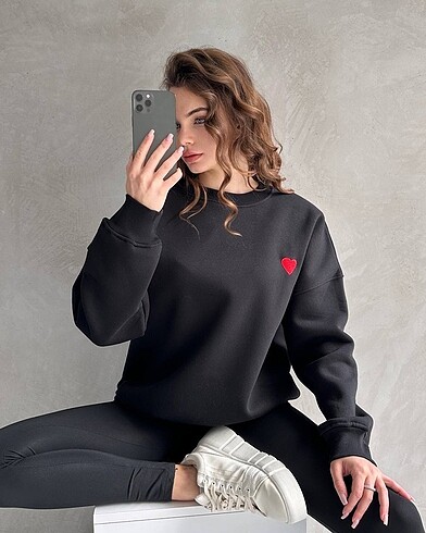 Ami Sweatshirt