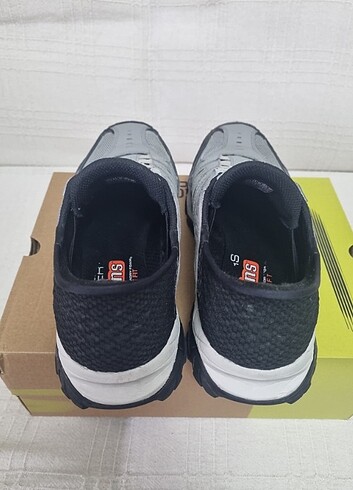 44 Beden gri Renk sketchers athletics slip-ins