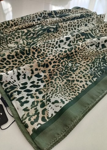 Diğer Kadın Haki Leopar Desenli Şal