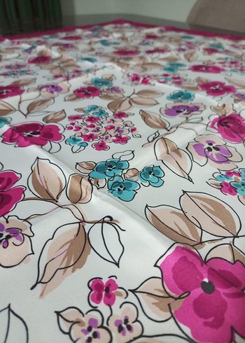 Violla Twill Eşarp - Görsel 3