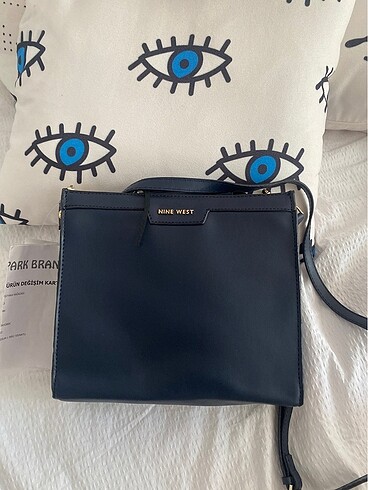Lacivert nine west çanta