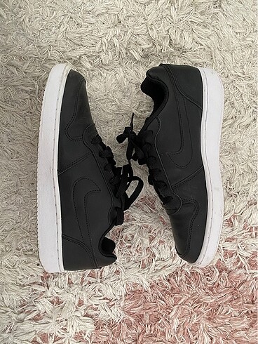 Nike court vision low