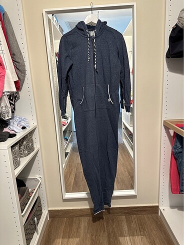 Gecelik pijama ev kiyafeti çocuk yada küçük beden yeti?kin için
