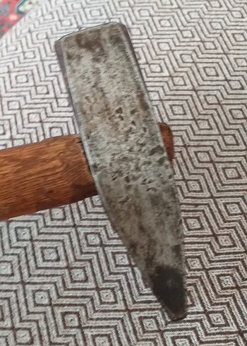  Beden Renk 1 kg.lık Ahşap saplı Çekiç