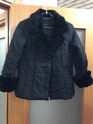 Peluş detaylı mont
