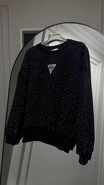 Guess taşlı sweat