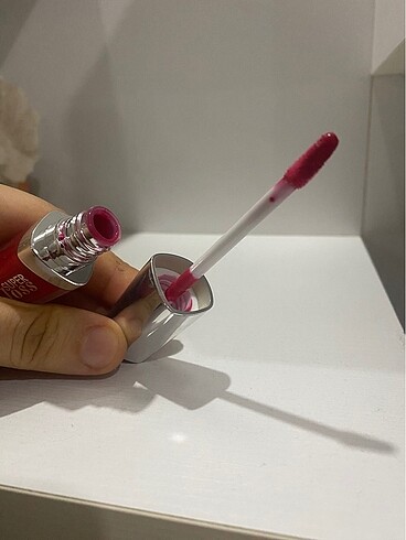  Beden Deborah lip gloss