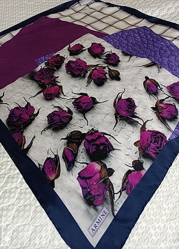Armine İpek eşarp