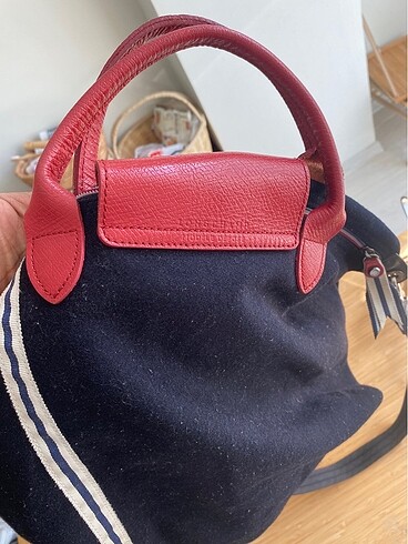  Beden Longchamp askılı çanta