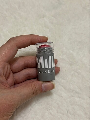 Milk makeup stick allık