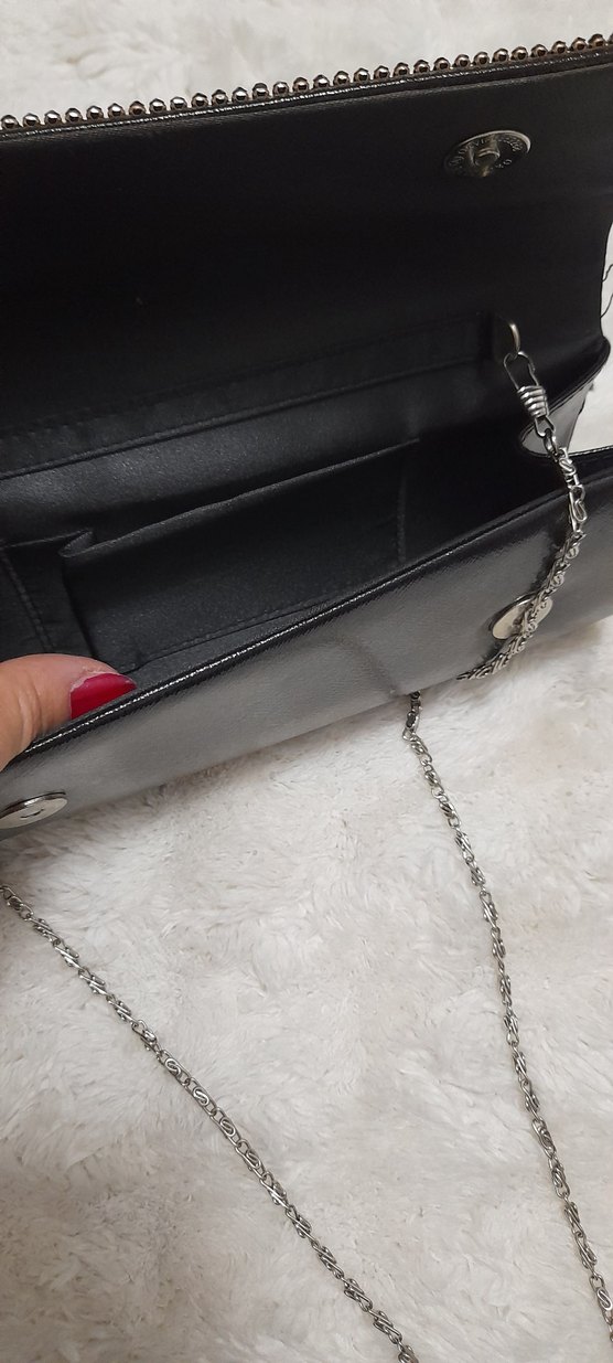 Zincir Detaylı Siyah Yılan Desenli Abiye Çanta - Görsel 3