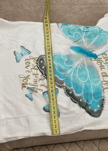 Mavi Kelebek Baskılı Kız Tişörtü - Görsel 3