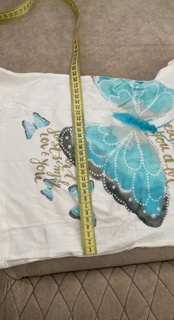 Mavi Kelebek Baskılı Kız Tişörtü - Görsel 3